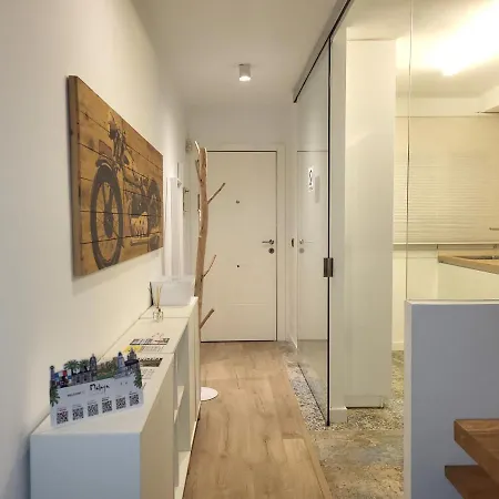 Lovely In Centre Apartment *